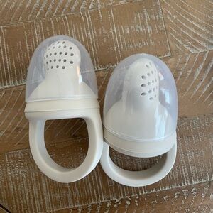 mushie Silicone Baby Fresh Fruit & Food Feeder Pacifier | 6 Months+